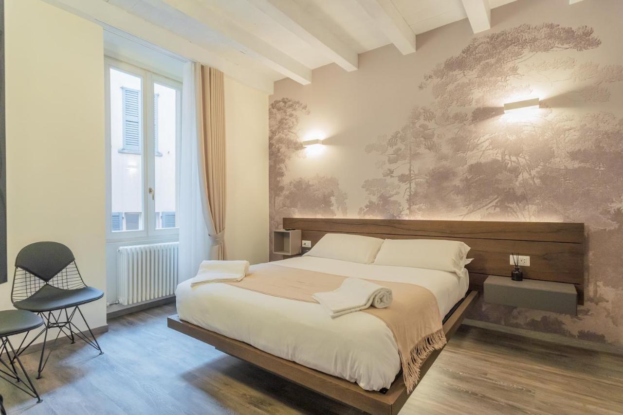 Modern & Stylish Apartment In Como City By Rent All Como Exterior photo