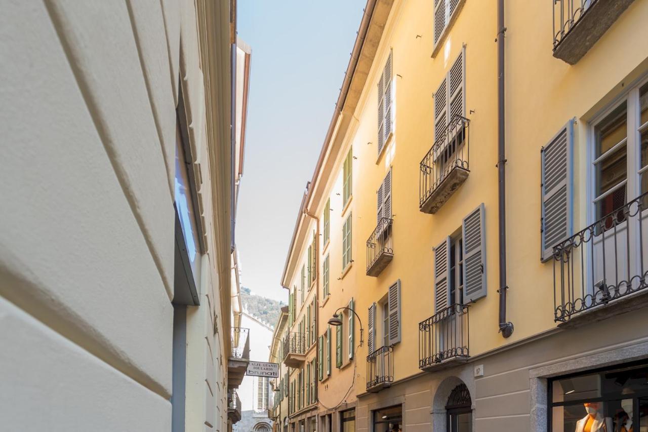 Modern & Stylish Apartment In Como City By Rent All Como Exterior photo